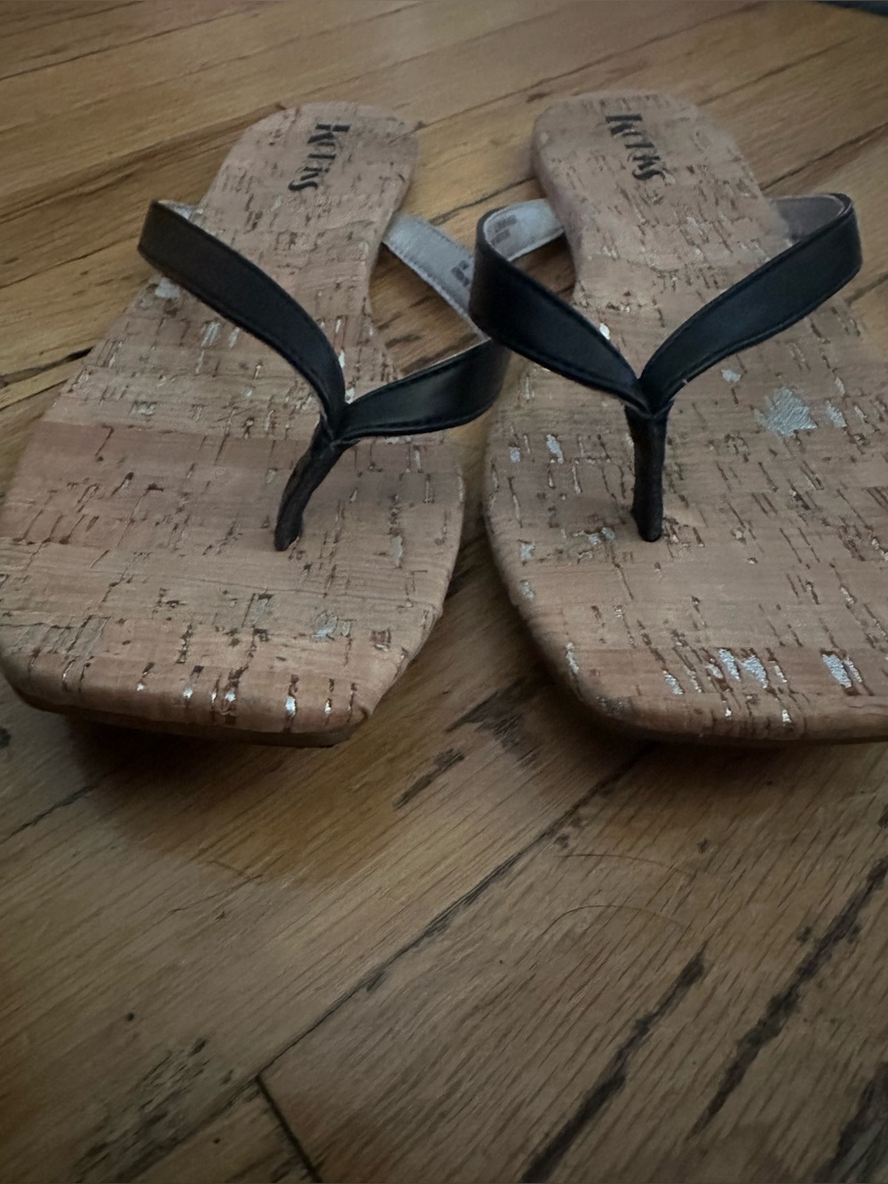 Korks Winnie Black Cork Flip Flop Sandals - Picture 4 of 5